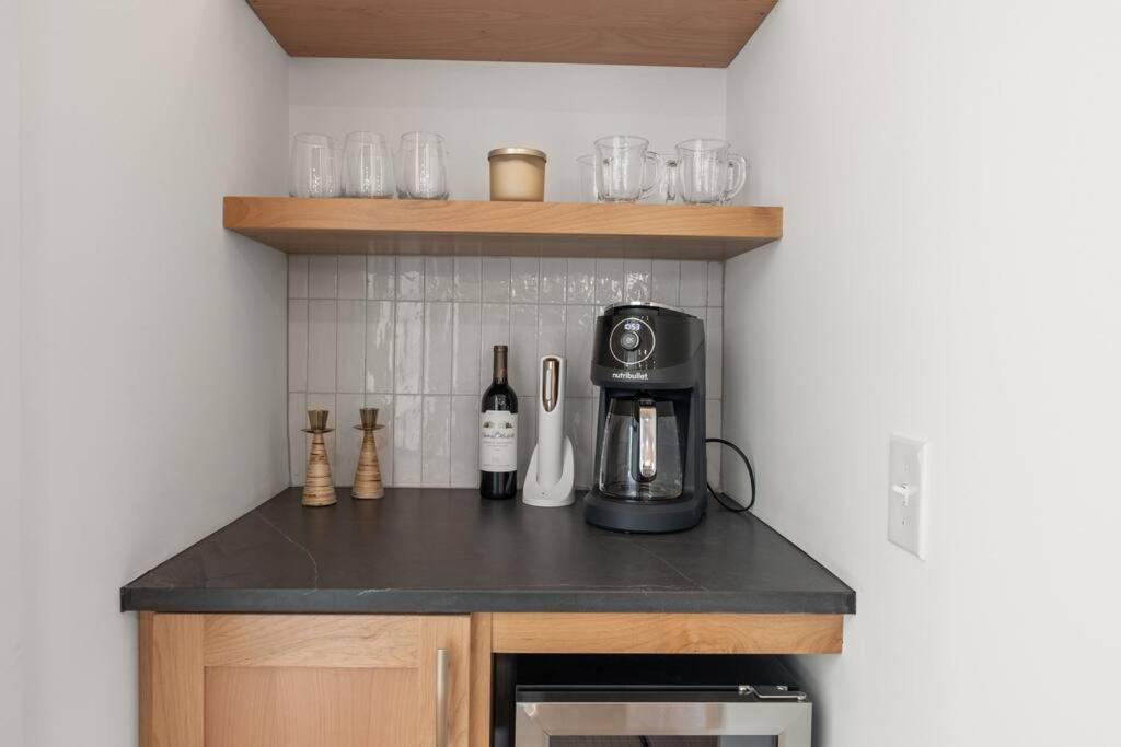 Basecamp Retreat Timsfordlake Winchester Экстерьер фото